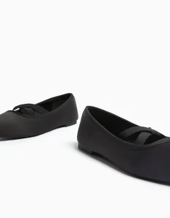 BERSHKA Ballerines satinées élastiques Noir New