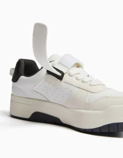 BERSHKA Baskets perforées détail bride Blanc Online