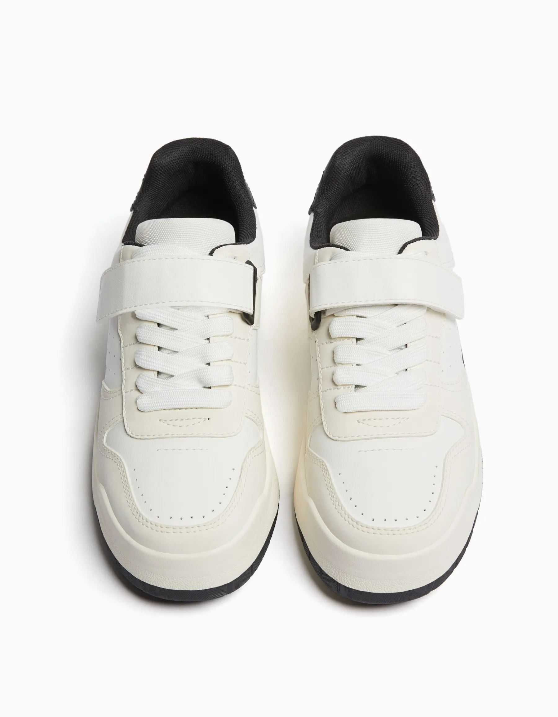 BERSHKA Baskets perforées détail bride Blanc Best Sale