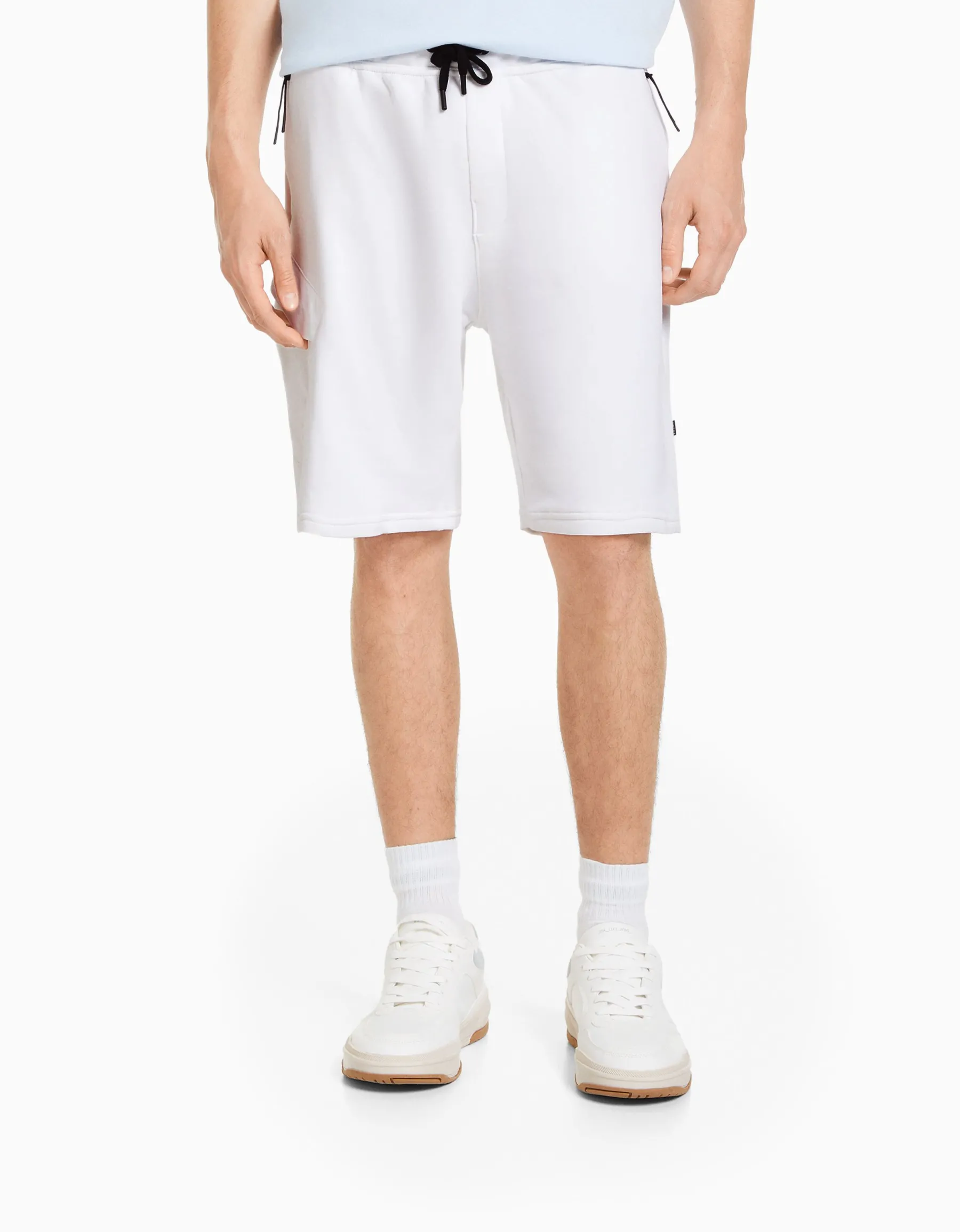 BERSHKA Bermuda cargo molleton Blanc Store