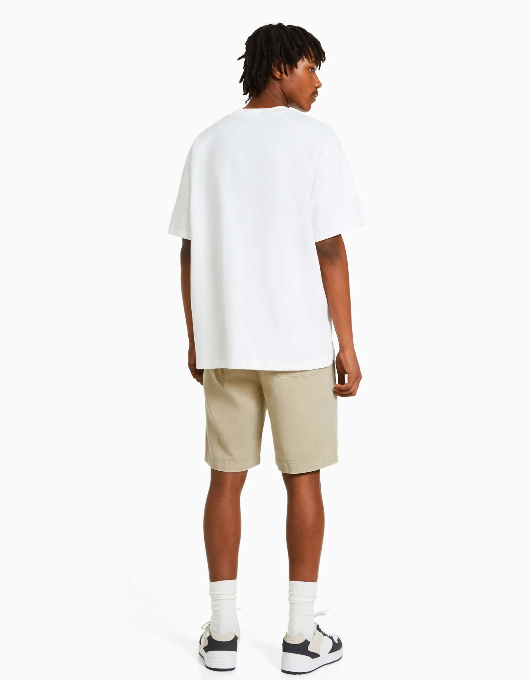 BERSHKA Bermuda jogger effet rustique Blanc Hot