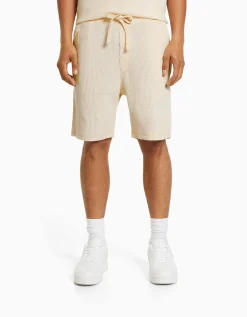 BERSHKA Bermuda molleton gaufré Blanc cassé Flash Sale