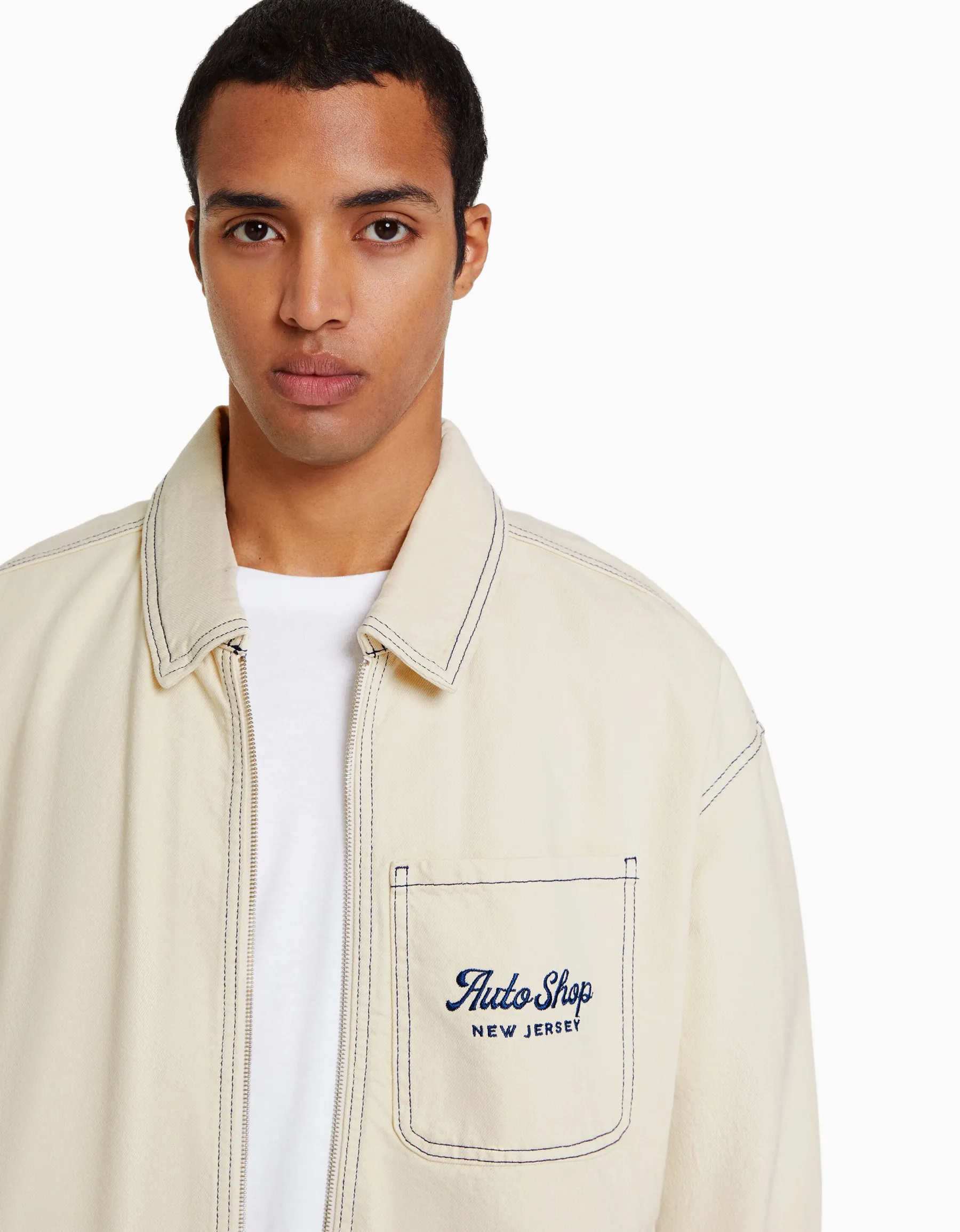 BERSHKA Blouson coton coutures contrastantes broderie Écru Store