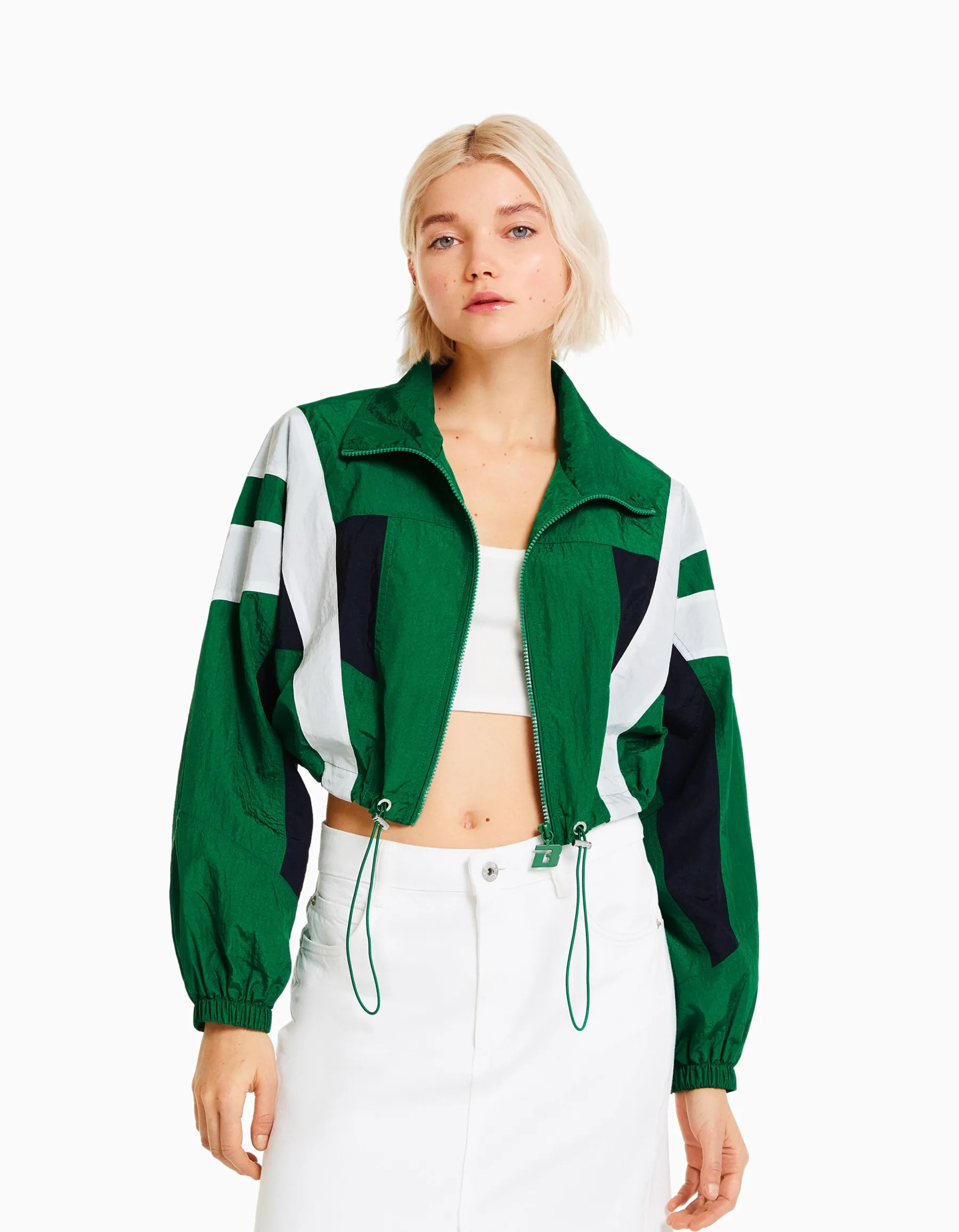 BERSHKA Blouson cropped effet nylon color block Vert Best Sale