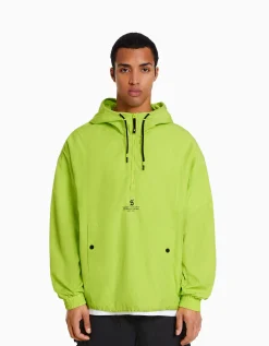 BERSHKA Blouson fin capuche effet nylon Lime Outlet