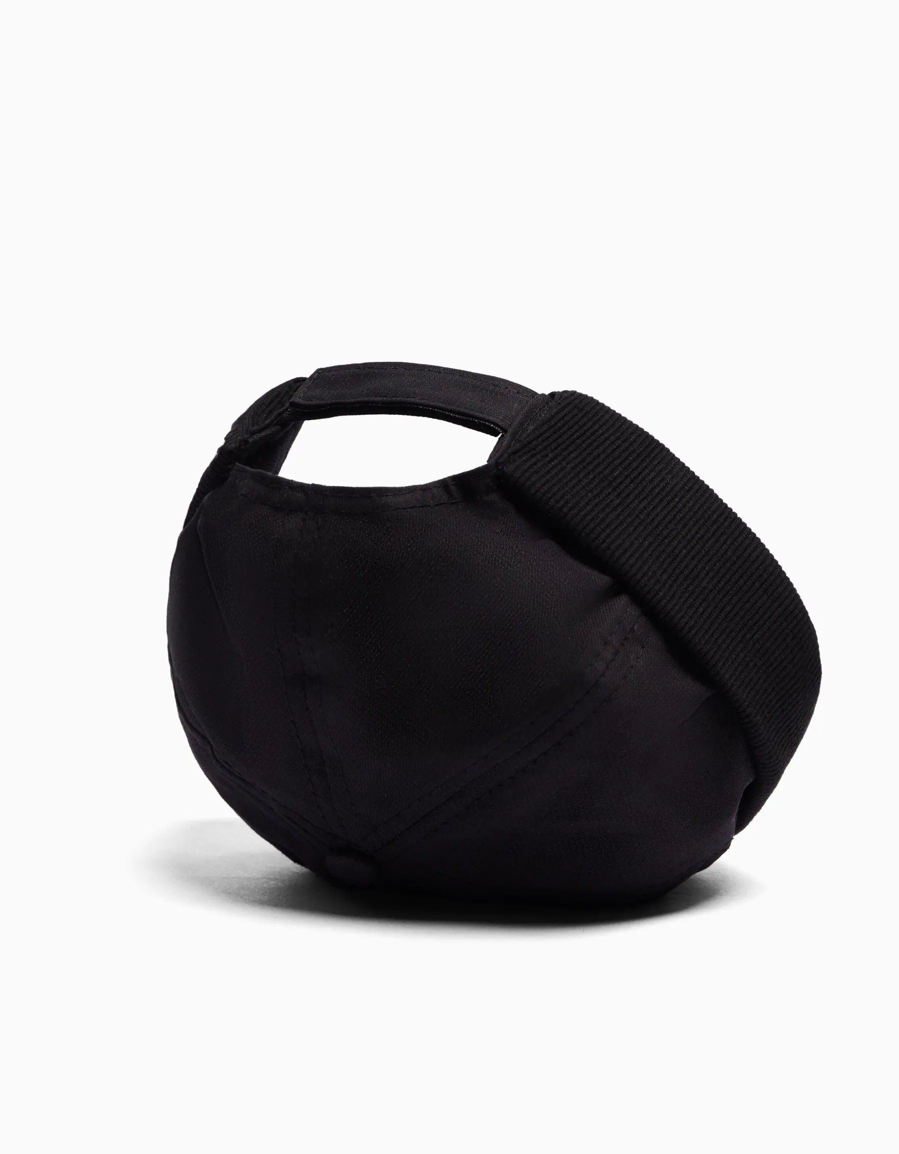 BERSHKA Bonnet court bord-côte Noir Best Sale