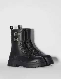 BERSHKA Bottes à lacets avec boucles homme Noir Sale