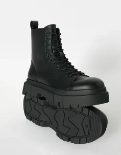BERSHKA Bottes à lacets semelle crantée homme Noir Cheap