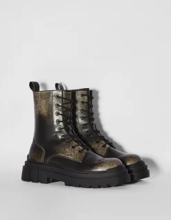 BERSHKA Bottes effet usé semelle crantée homme Noir Online