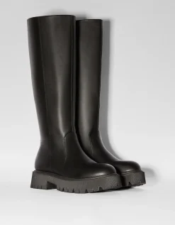 BERSHKA Bottes plates basiques Noir Hot