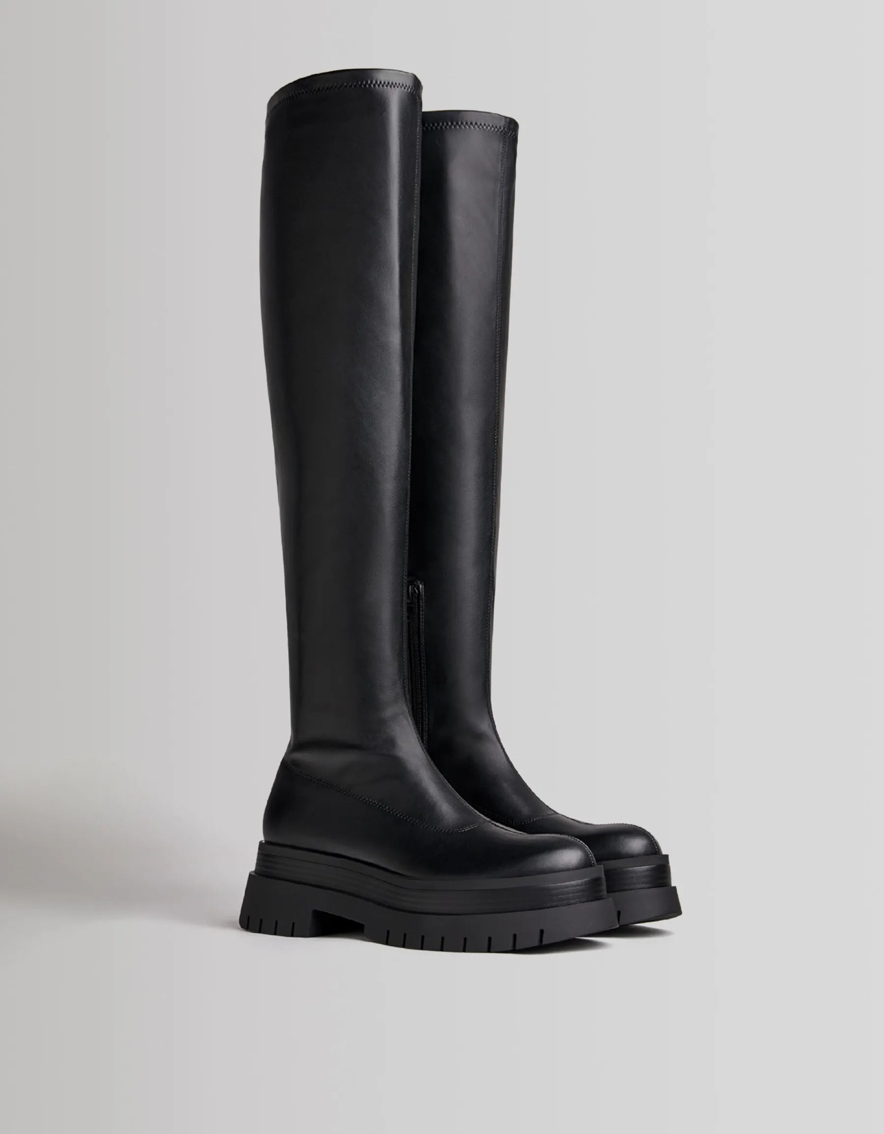 BERSHKA Bottes plates XL semelle crantée Noir Hot