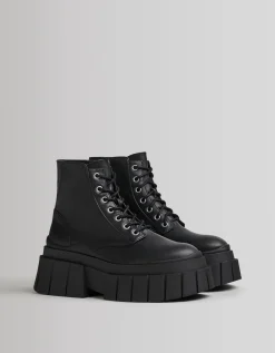 BERSHKA Bottines à lacets plateforme rayée Écru New