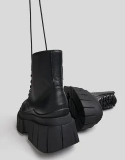 BERSHKA Bottines à lacets plateforme rayée Écru New