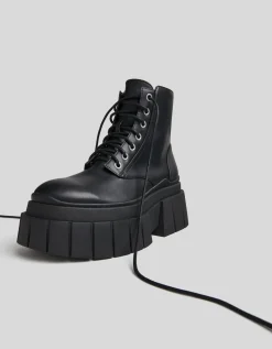 BERSHKA Bottines à lacets plateforme rayée Écru New