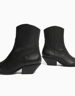 BERSHKA Bottines cowboy à talon CUIR Sable New