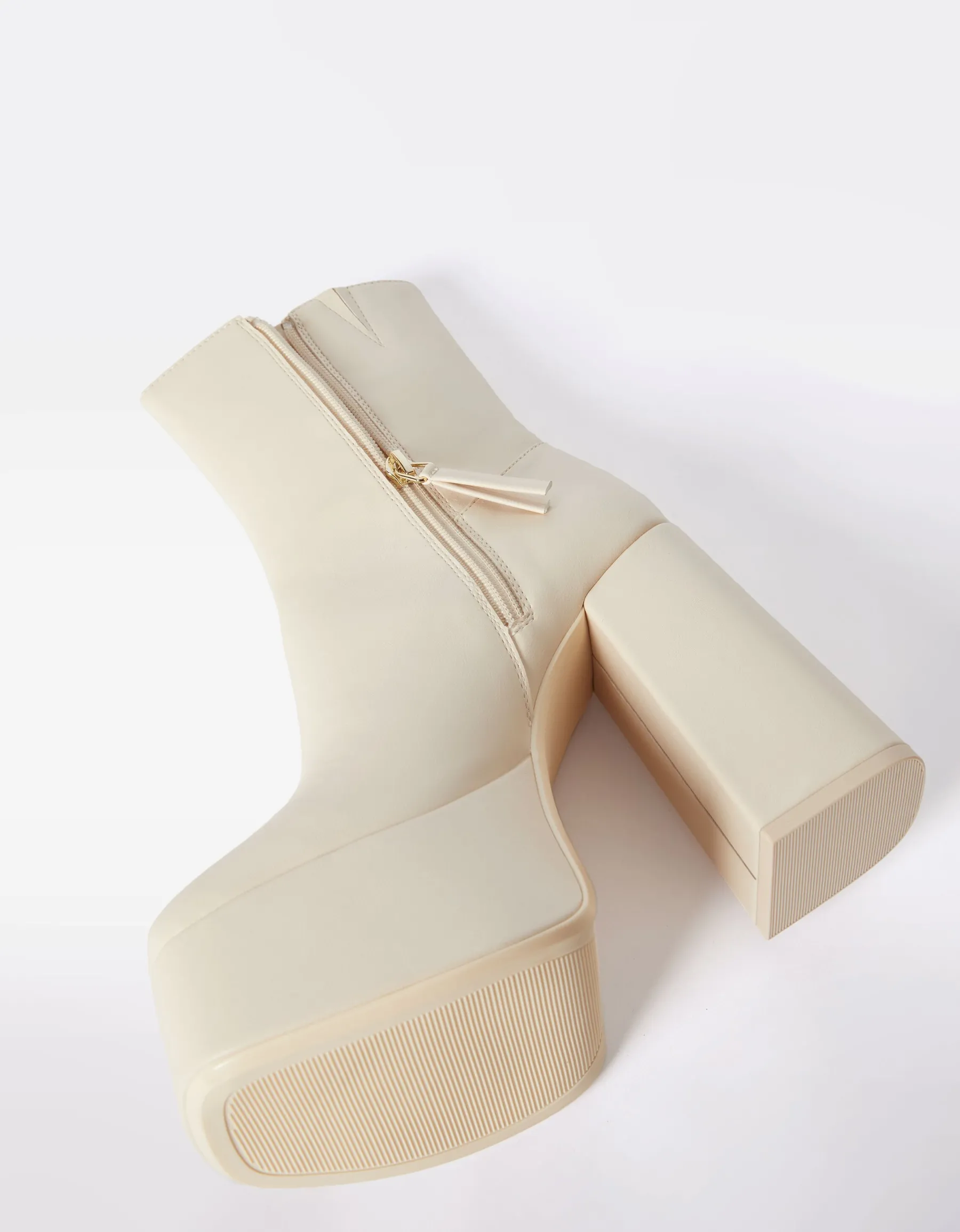 BERSHKA Bottines talon plateforme XL Noir Online