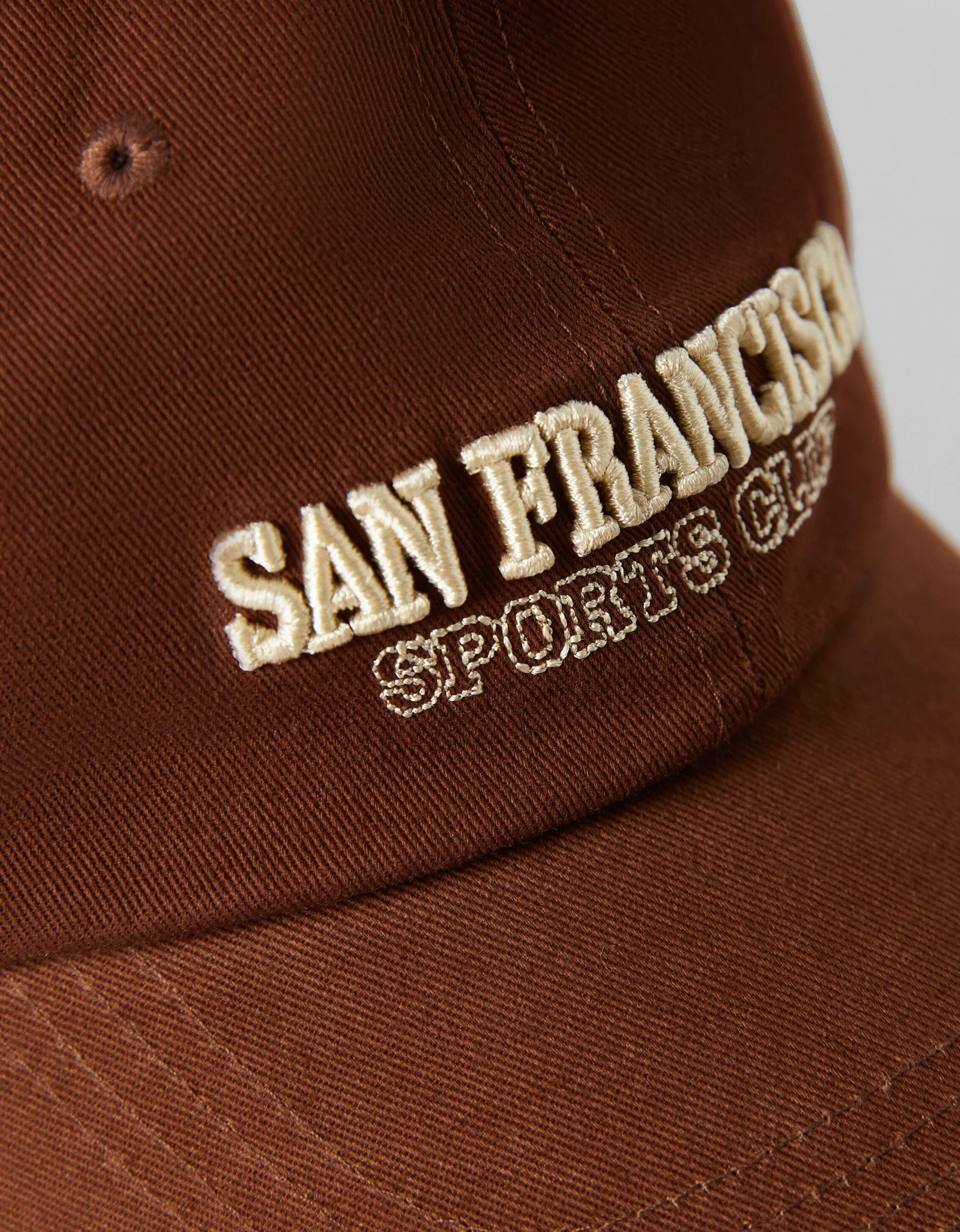 BERSHKA Casquette sport de couleur Marron Best