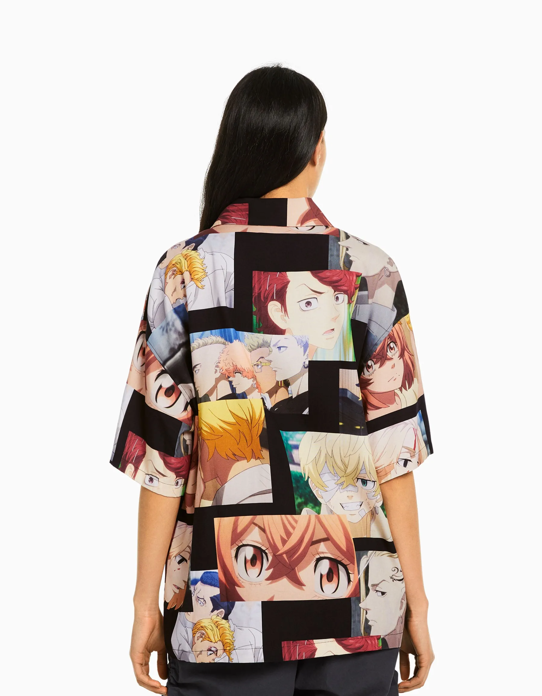 BERSHKA Chemise manches courtes imprimé TOKYO REVENGERS Multicouleur Cheap