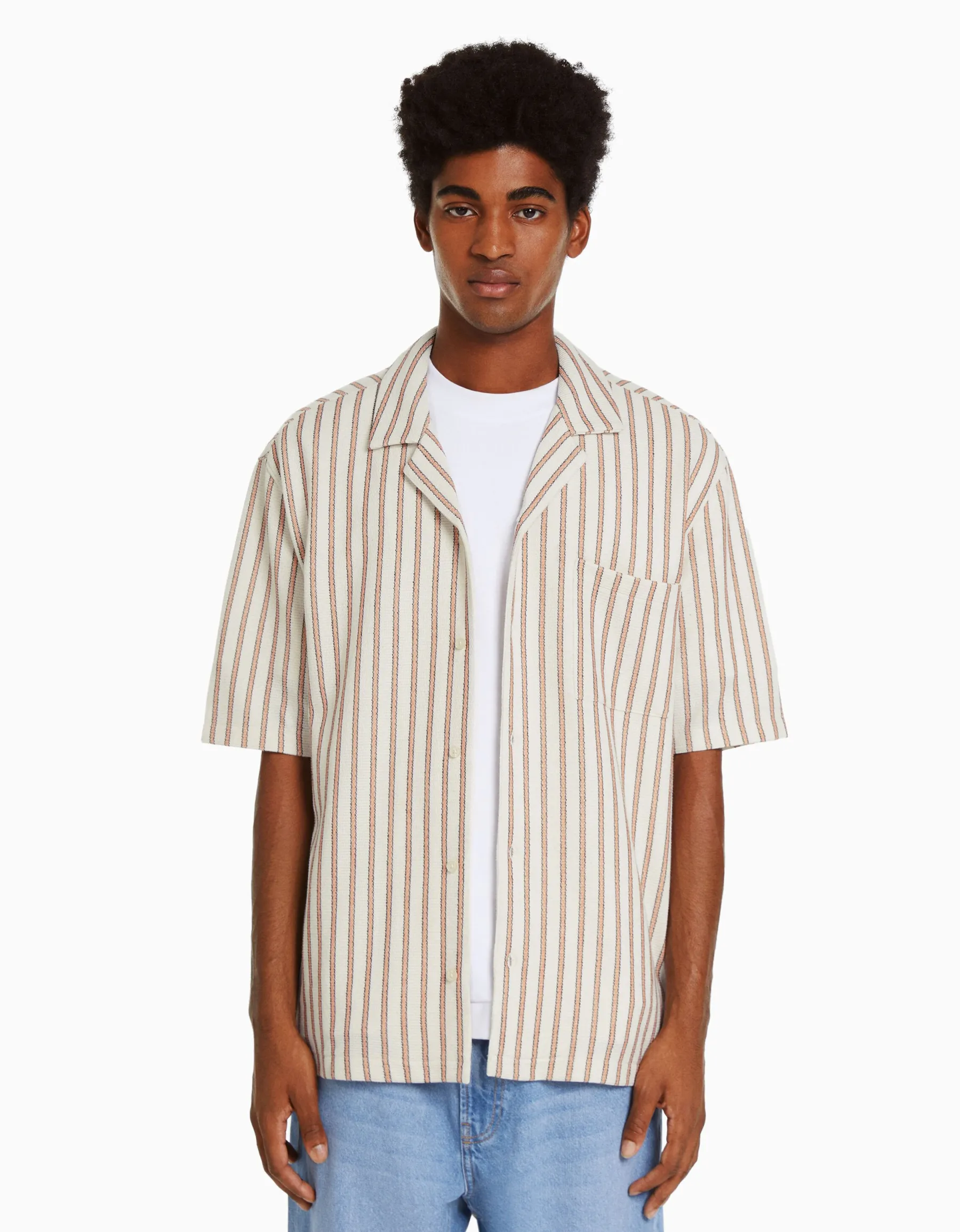 BERSHKA Chemise manches courtes rustique rayures Blanc / Noir Discount