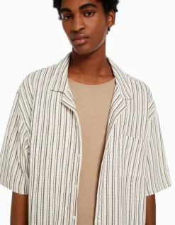 BERSHKA Chemise manches courtes rustique rayures Blanc / Noir Clearance