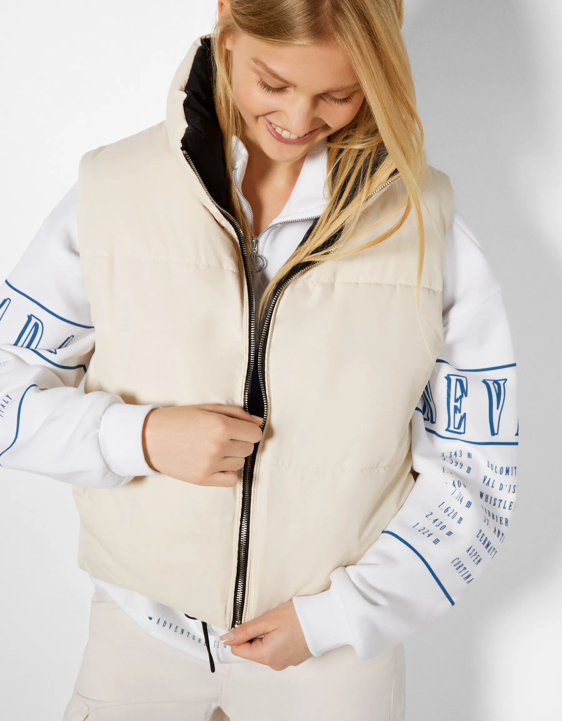 BERSHKA Gilet cropped sans manches réversible Grenade Fashion