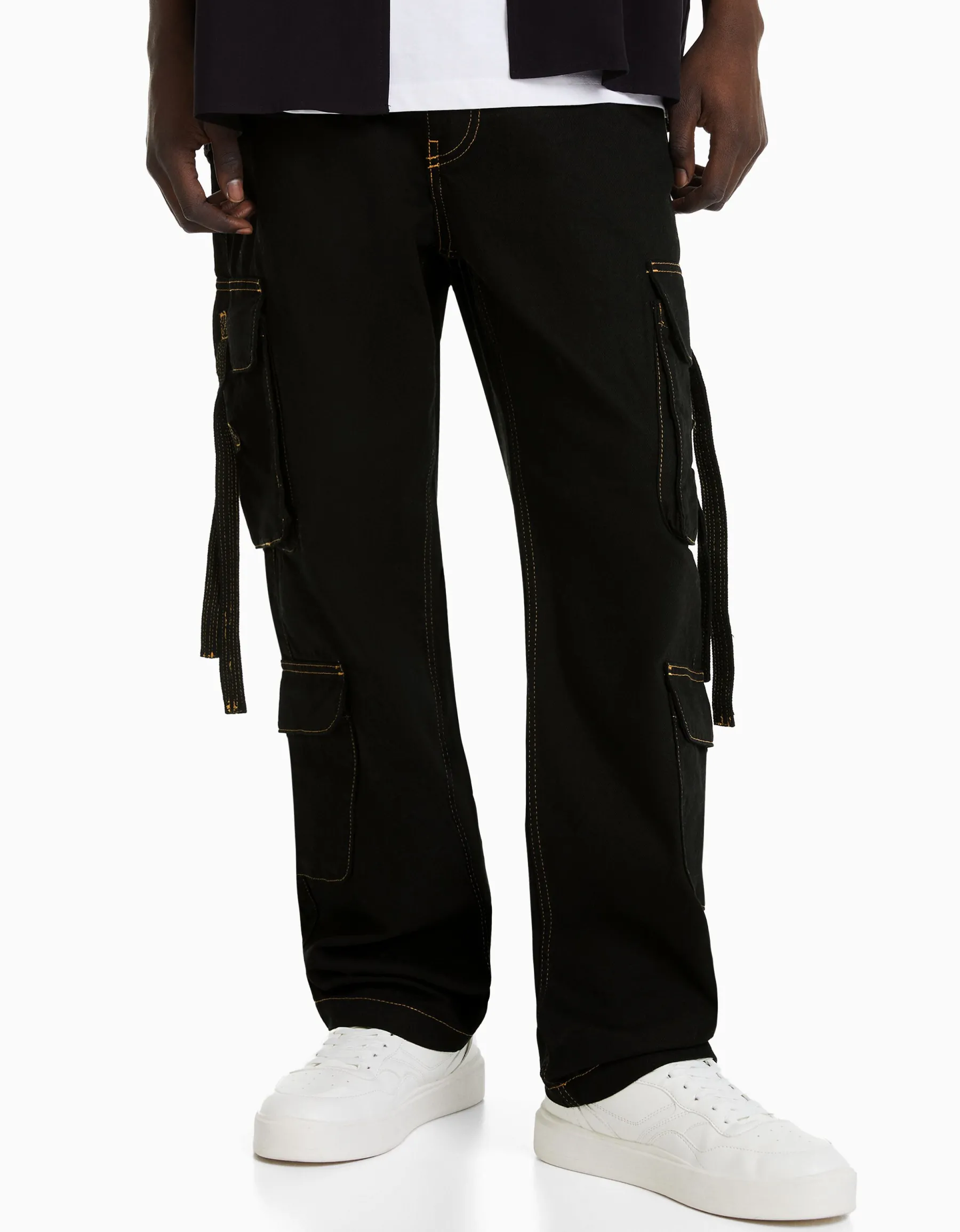 BERSHKA Jean cargo fil contraste bandes Noir Online