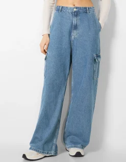BERSHKA Jean cargo wide Bleu Cheap