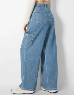 BERSHKA Jean cargo wide Bleu Cheap
