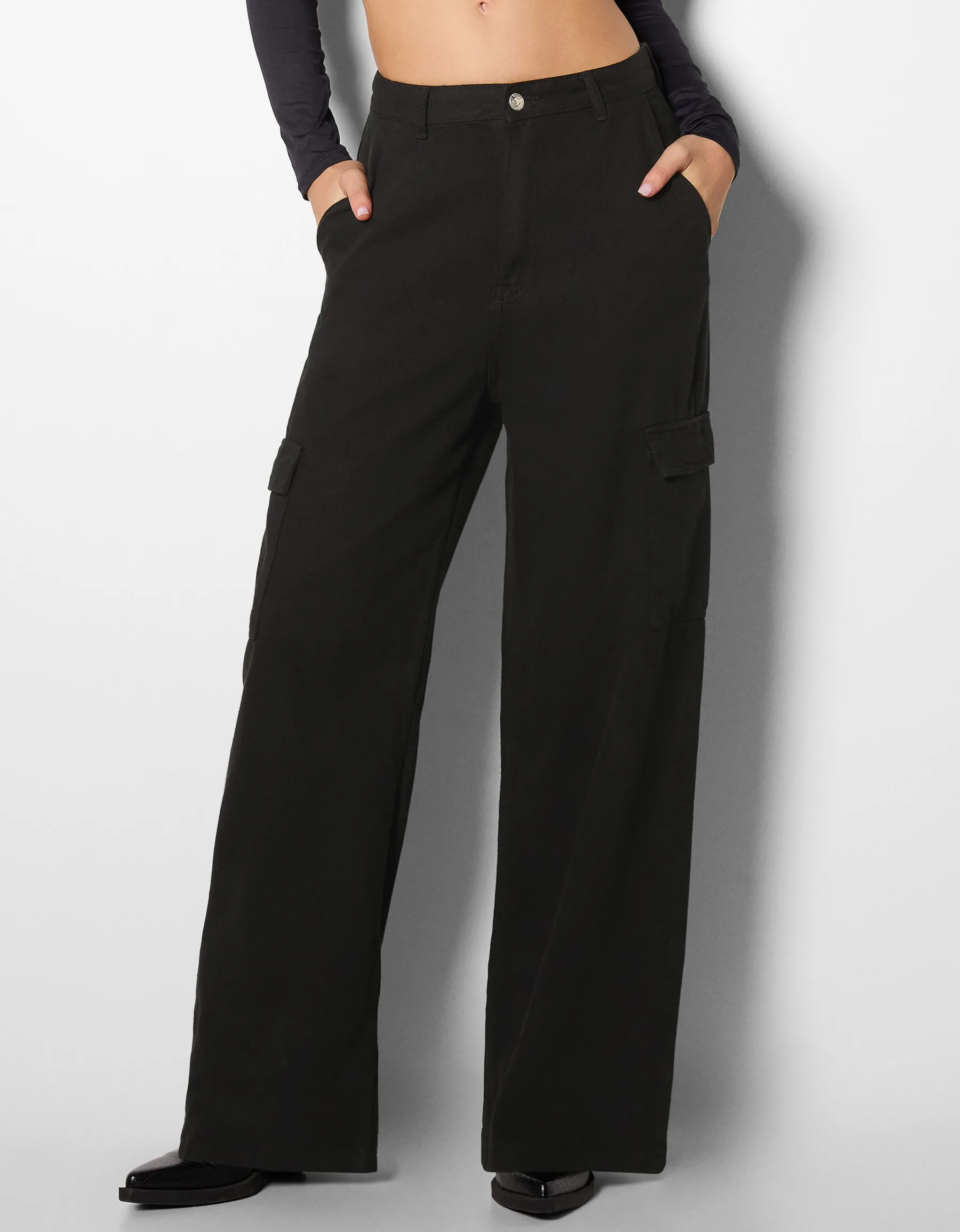 BERSHKA Jean cargo wide Kaki Store