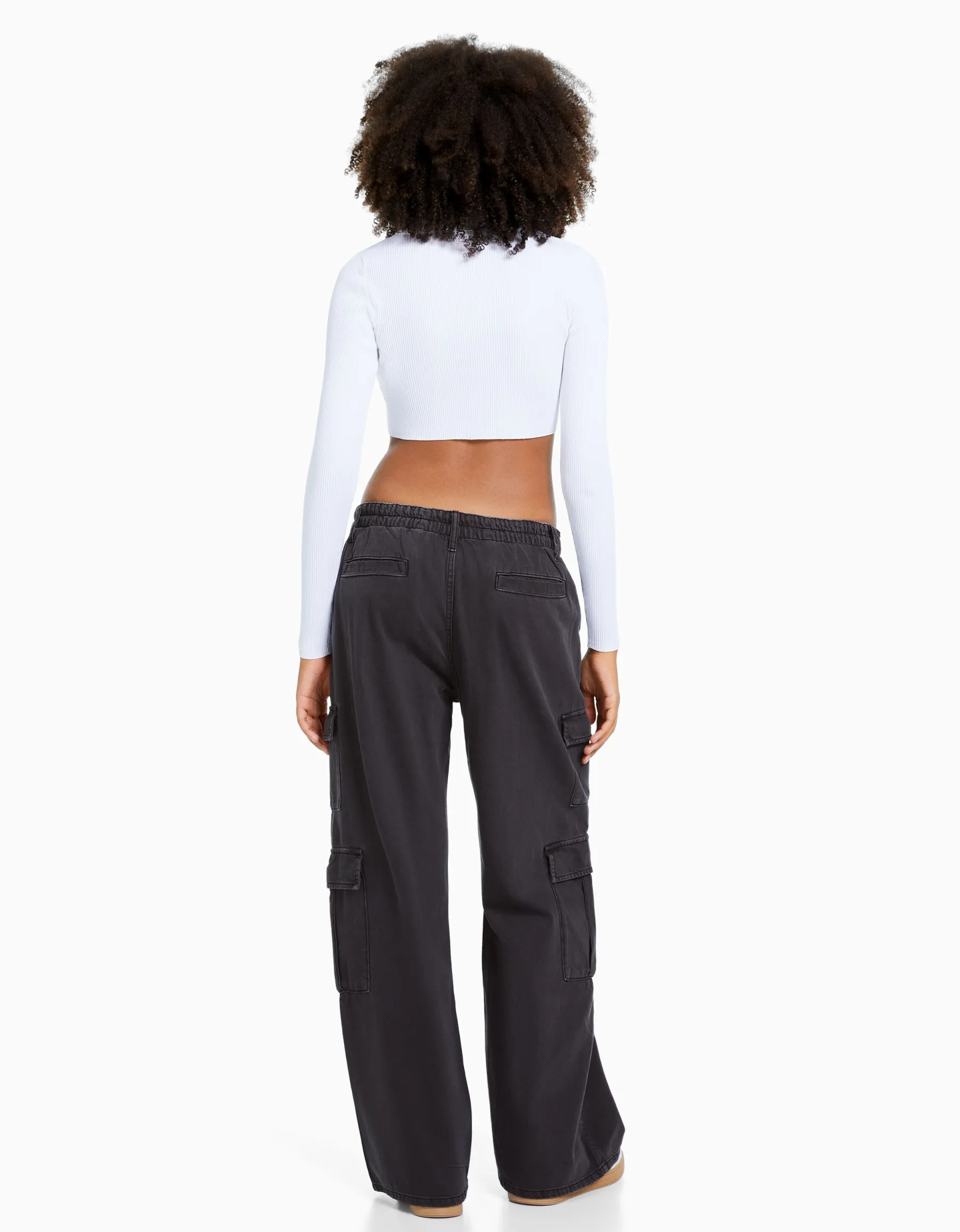 BERSHKA Jean cargo wide leg multipoches Marron Shop