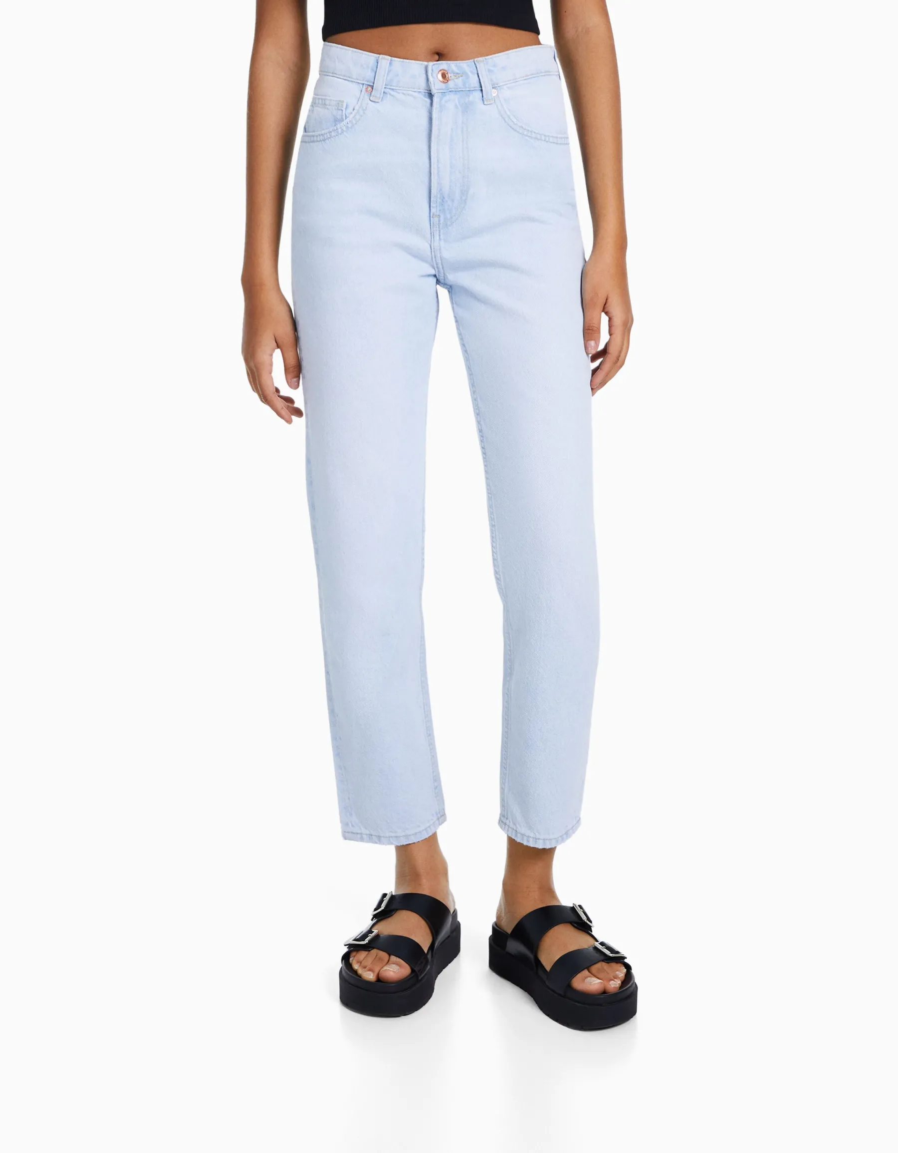 BERSHKA Jean mom fit Bleu lavé Hot