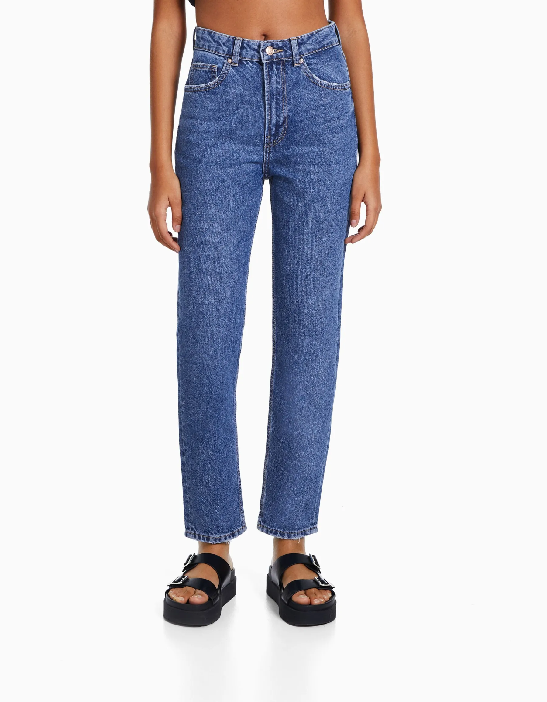 BERSHKA Jean mom fit Bleu lavé Hot