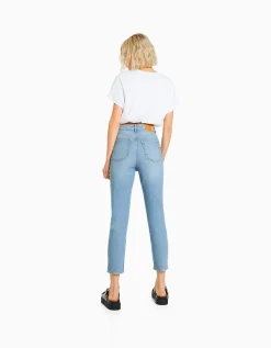 BERSHKA Jean mom slim décontracté Bleu lavé Best Sale