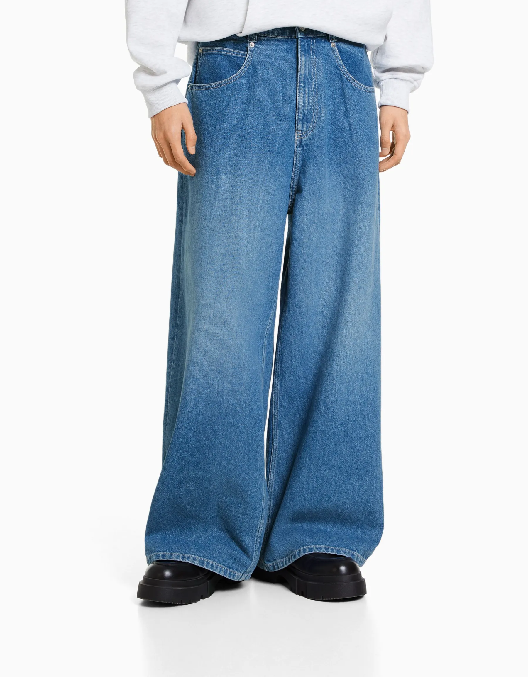 BERSHKA Jean 90’s Rave super baggy Bleu lavé Cheap