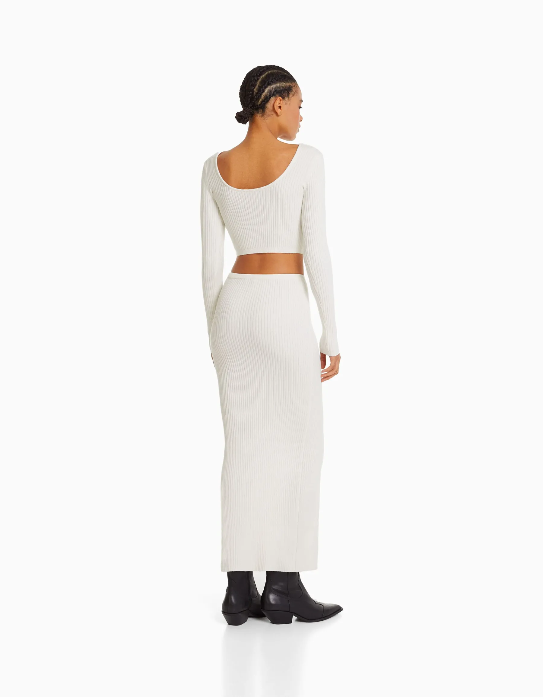 BERSHKA Jupe midi maille bord-côte Écru Shop