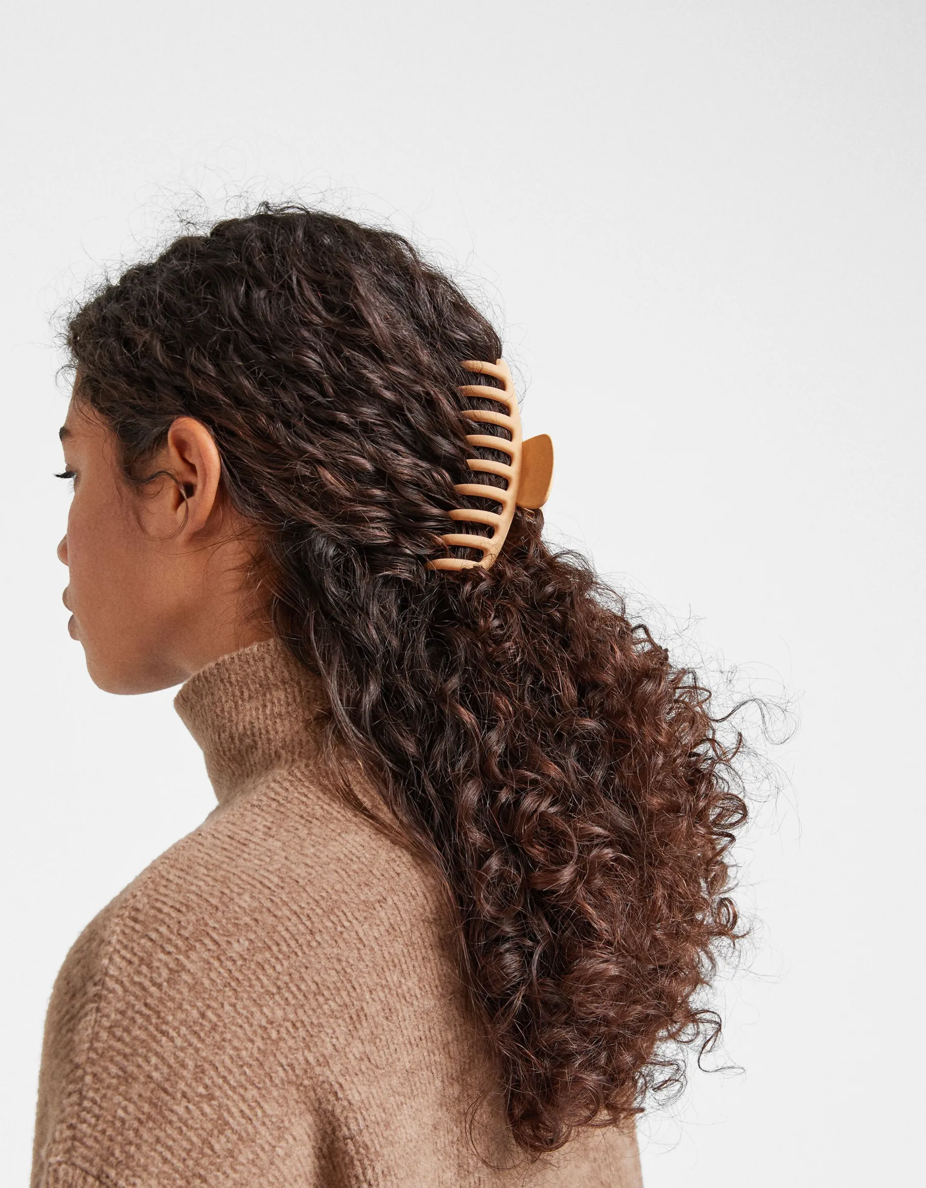 BERSHKA Lot 2 pinces à cheveux de couleur Marron Fashion