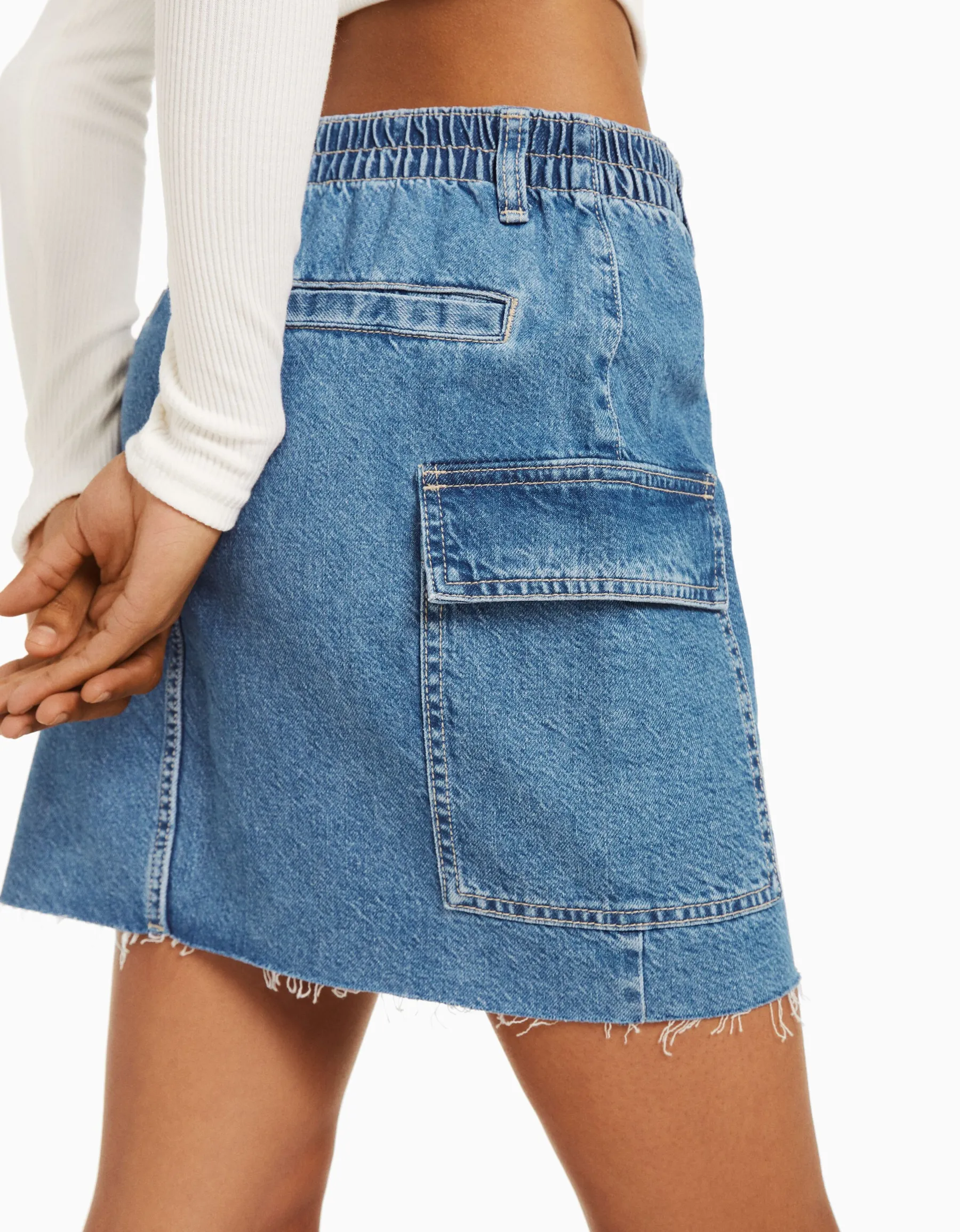 BERSHKA Minijupe denim cargo Blanc cassé Hot
