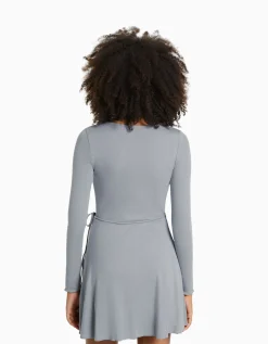 BERSHKA Minirobe manches longues Noir Fashion