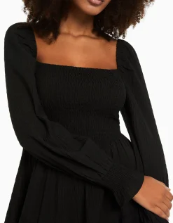 BERSHKA Mini-robe manches longues volume texturée Noir Online