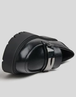 BERSHKA Mocassins détail métallisé Noir Hot