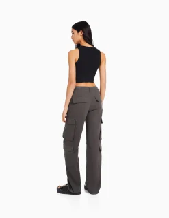 BERSHKA Pantalon cargo moulant serge multipoches Kaki Store