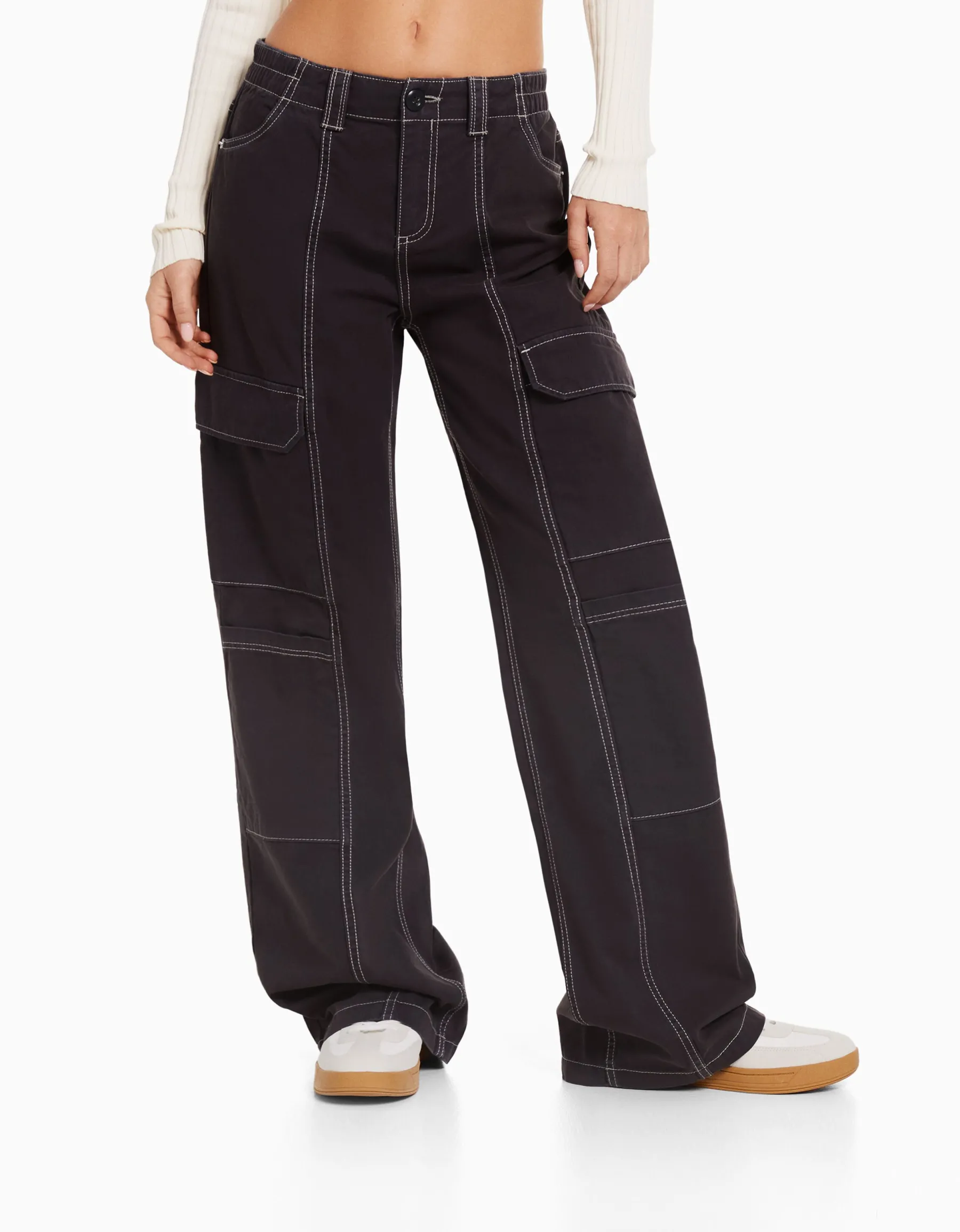 BERSHKA Pantalon cargo taille basse coton fil contraste Blanc cassé Shop