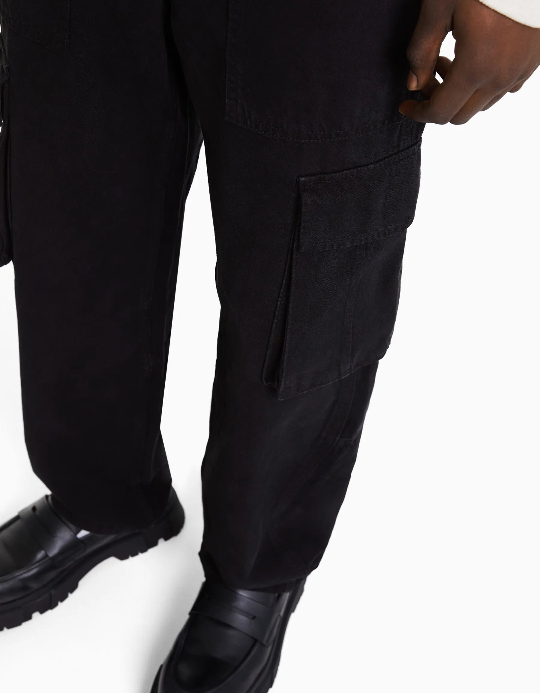 BERSHKA Pantalon cargo wide leg coton Noir Sale