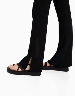 BERSHKA Pantalon flare ottoman Écru Sale