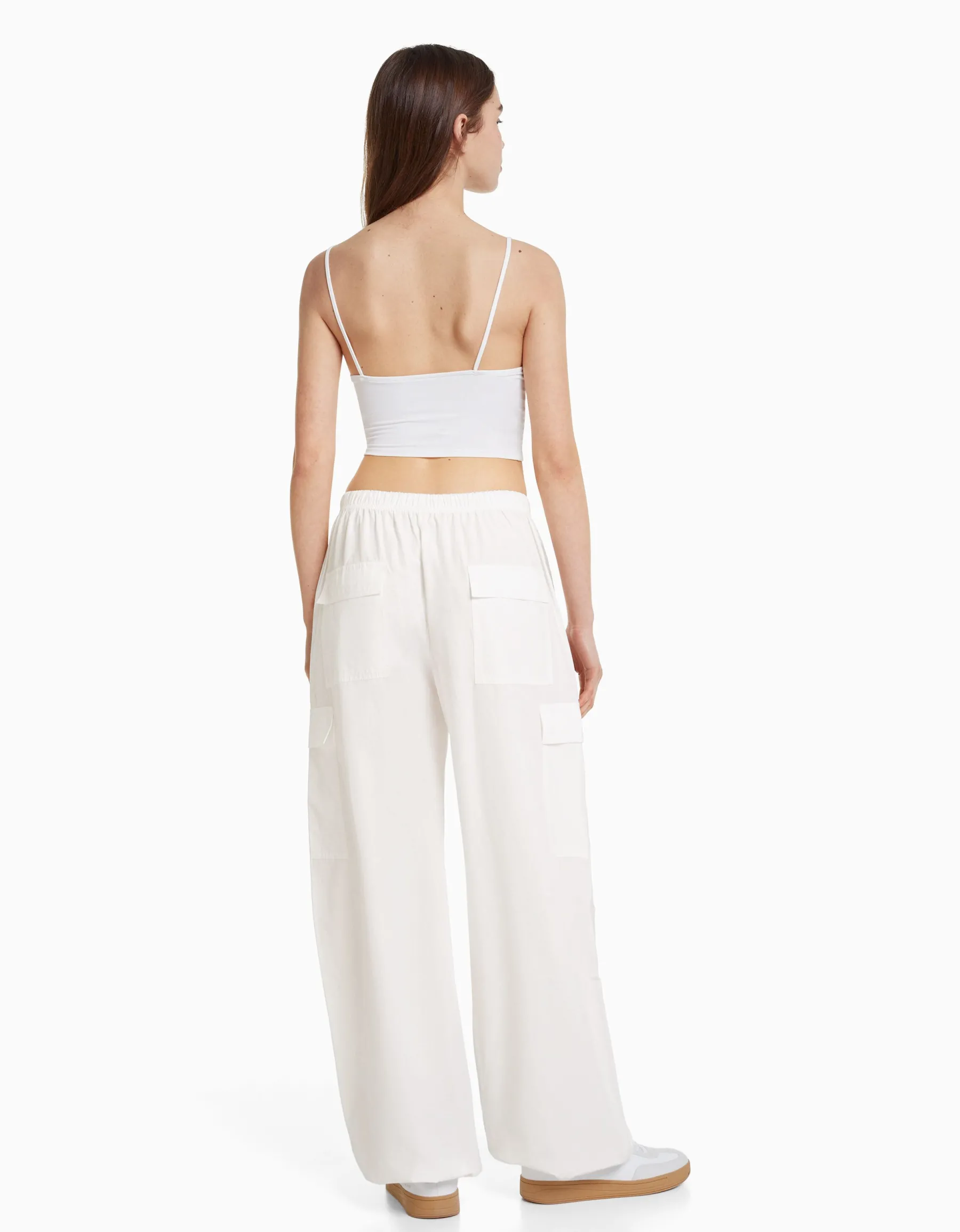 BERSHKA Pantalon jogger cargo parachute Bleu lavé Shop