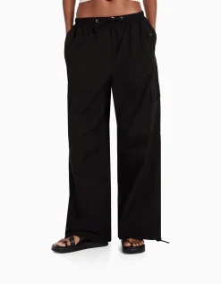 BERSHKA Pantalon jogger cargo parachute Bleu lavé Flash Sale