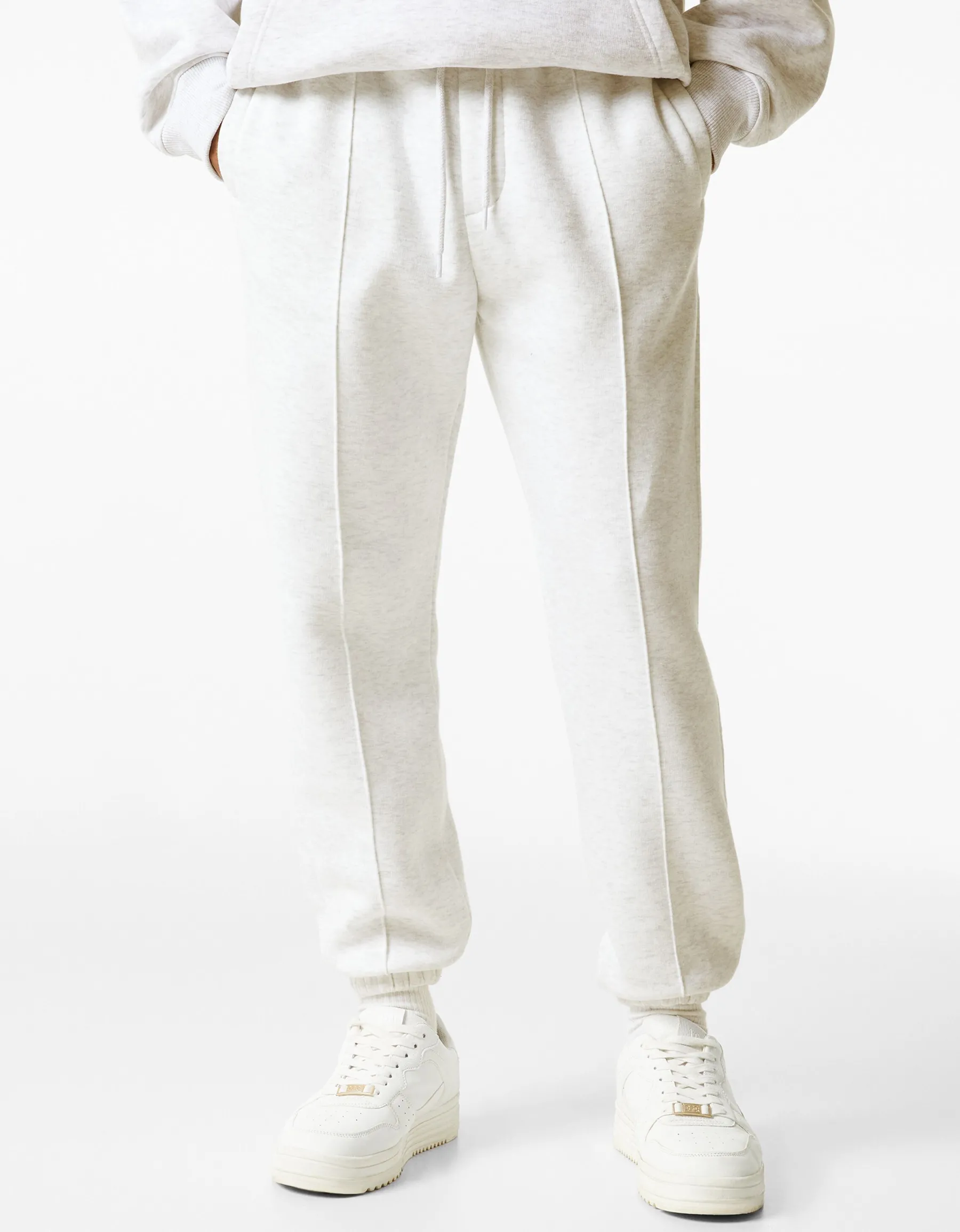 BERSHKA Pantalon jogger molleton Noir Best