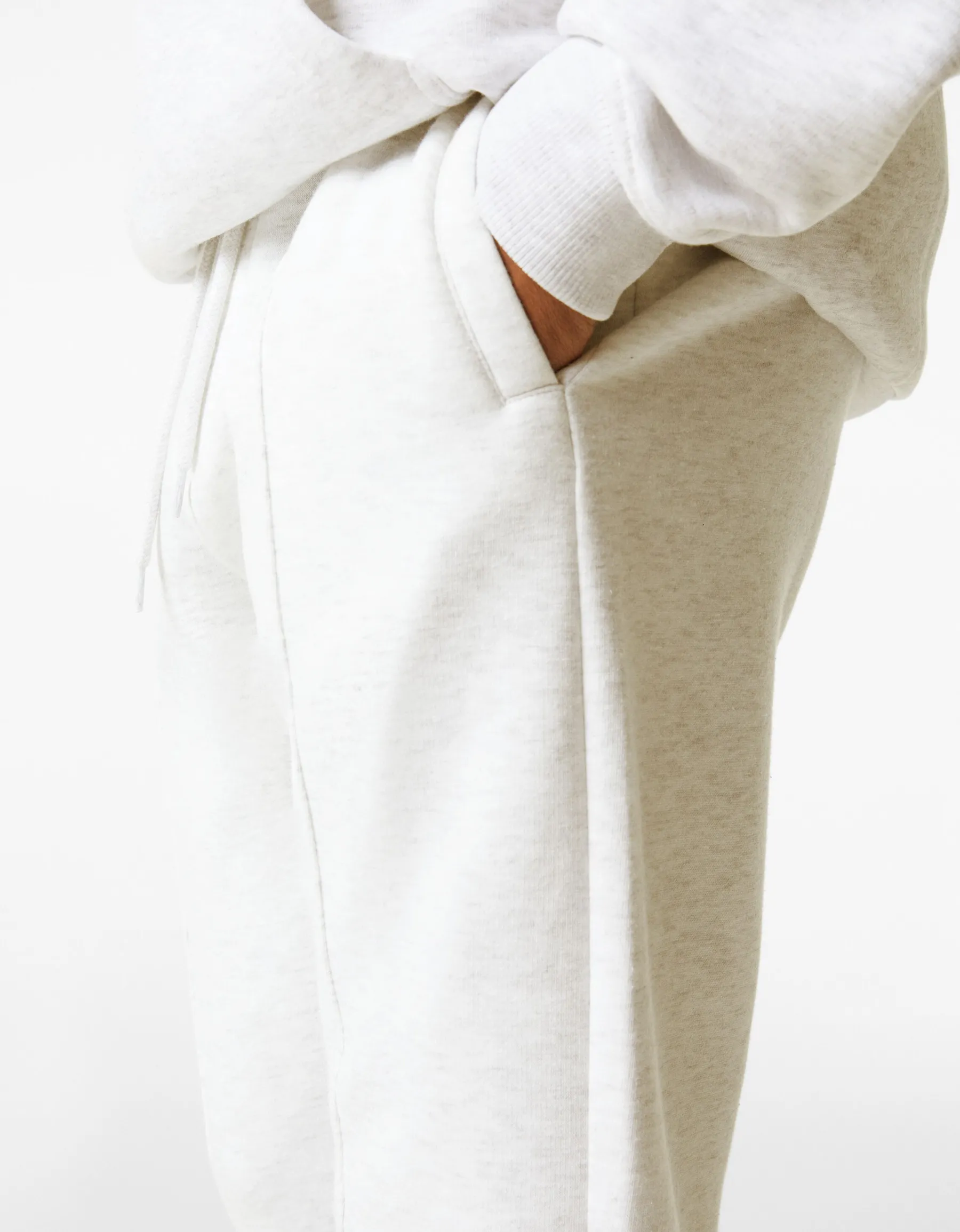 BERSHKA Pantalon jogger molleton Noir Best