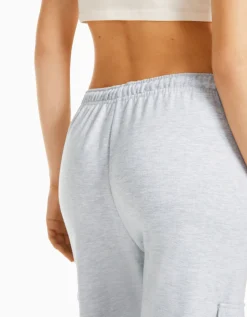 BERSHKA Pantalon molleton poches Gris Online