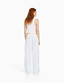 BERSHKA Pantalon parachute nylon Blanc Cheap